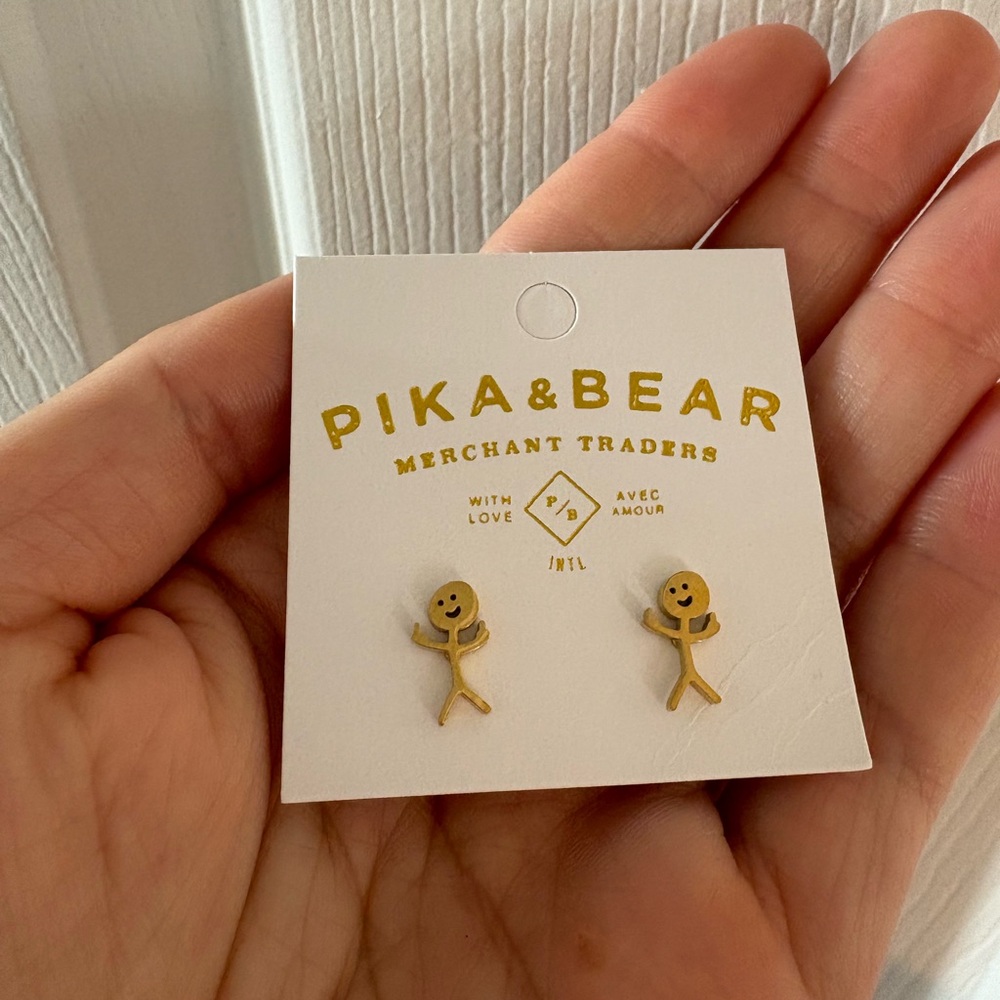 Gold Middle Finger Earrings
